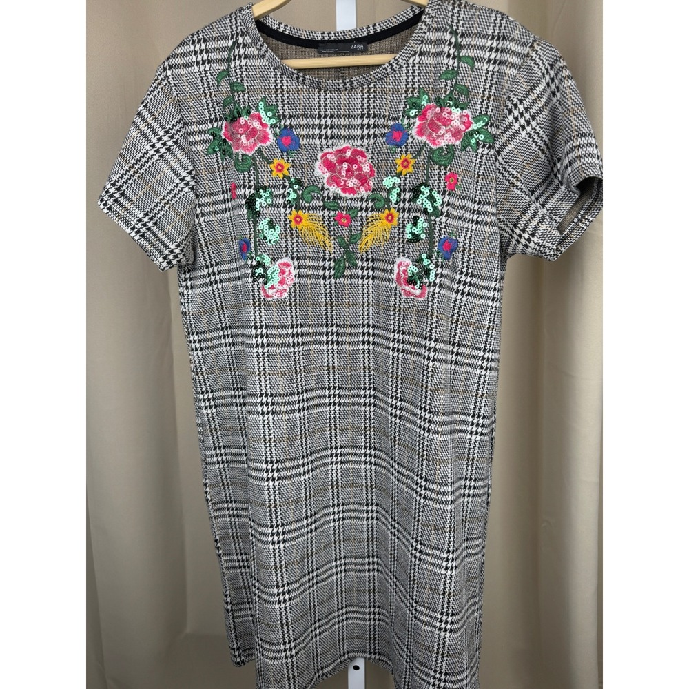 Zara Embroidered Plaid Shift‎ Dress – Floral Sequin Detail – Size L